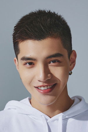 Mingchen Gao